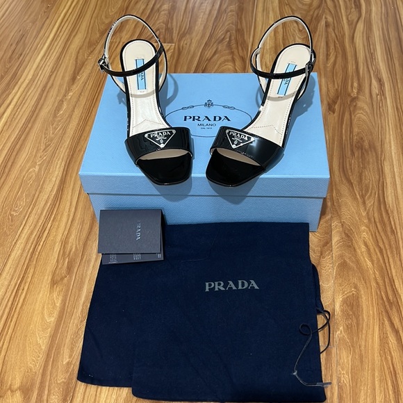 Prada Appliquéd Patent Leather Sandals NIB - Picture 6 of 16